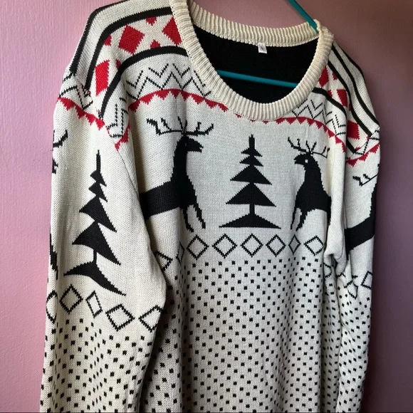 ✨HOST PICK✨ 🆕Size L Oversized Holdiay Sweater - Picture 2 of 3